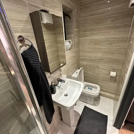New York Wicker Apartment Sheffield